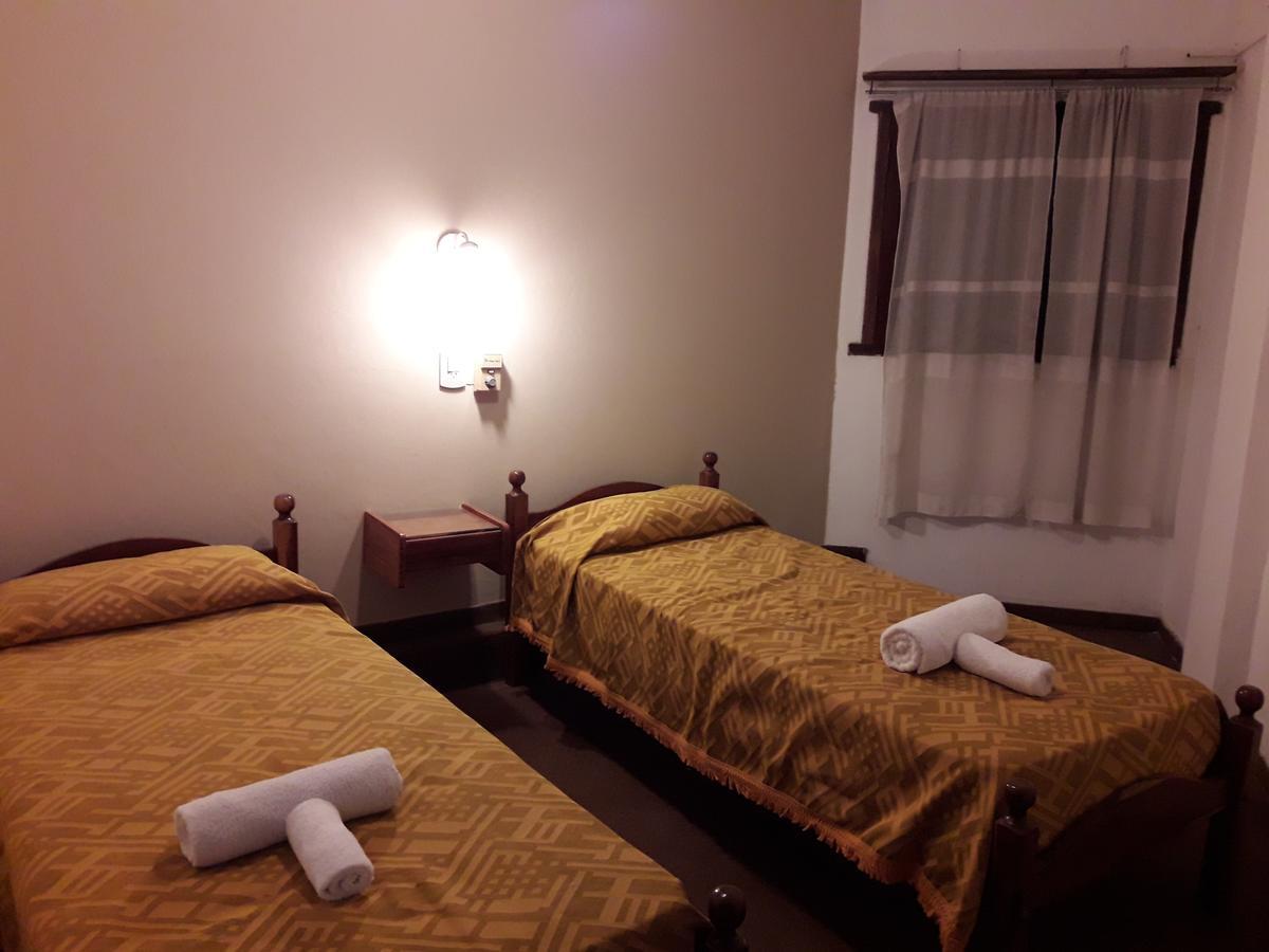 Hotel Daives Termas de Rio Hondo Bagian luar foto