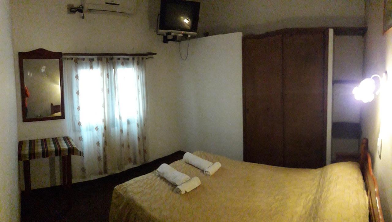 Hotel Daives Termas de Rio Hondo Bagian luar foto