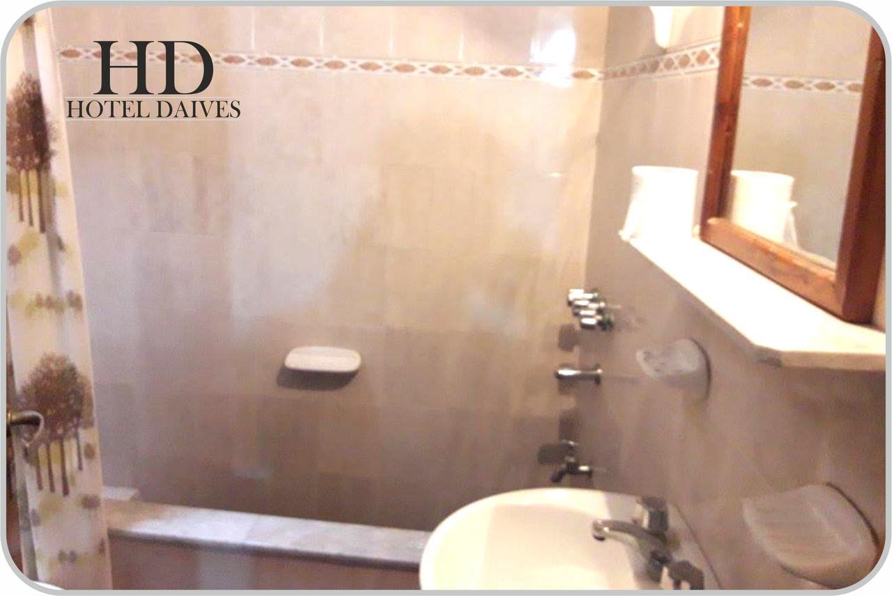 Hotel Daives Termas de Rio Hondo Bagian luar foto